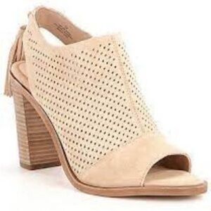 Gianni Bini Cream Perforated Sandals with Chunky Heel
